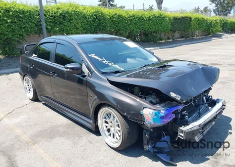 2015 Mitsubishi Lancer Evolution Gsr z USA, uszkodzony, nr VIN JA32W8FV3FU008103